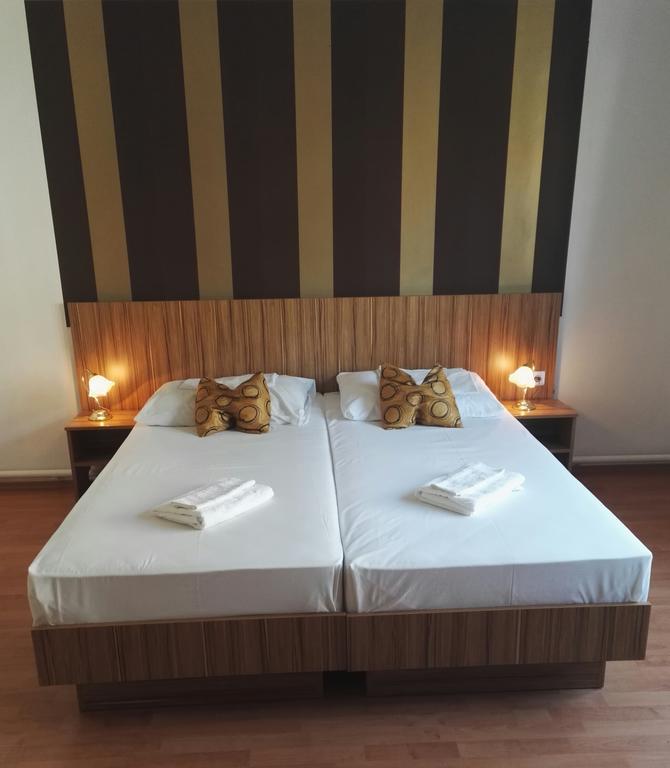 Hid Hotel Βουδαπέστη Εξωτερικό φωτογραφία